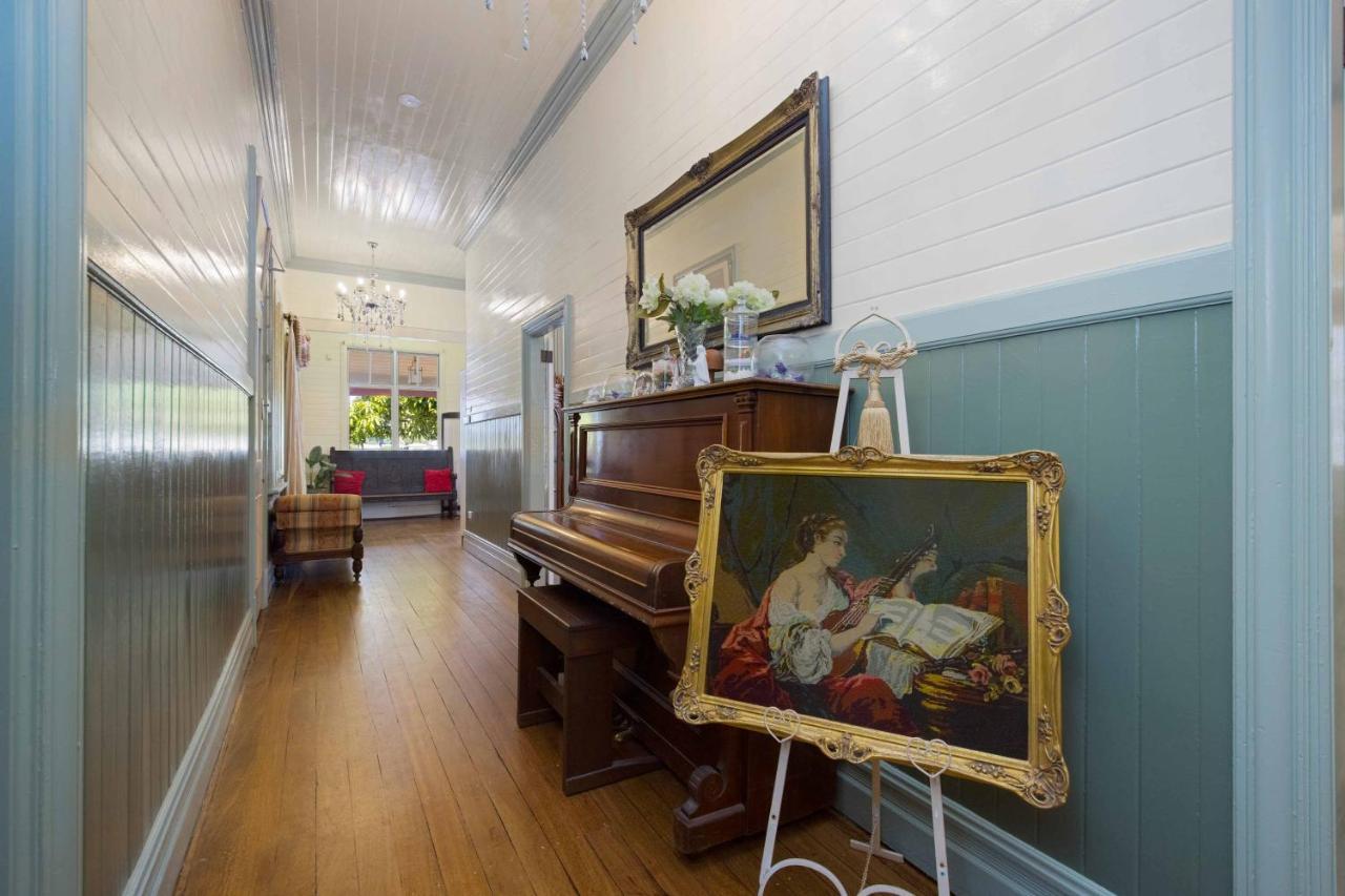 The Old Bank Gladstone Licensed Restaurant & Boutique Accommodation Hat Head Экстерьер фото
